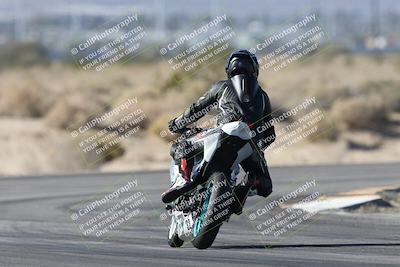 media/Dec-07-2025-CVMA (Sun) [[3e7d2de5dc]]/Race 5-Formula UL-CVMA Hooligans-American Thunder/